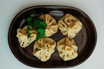 Хинкали из говядины и свинины  отварные (3шт)